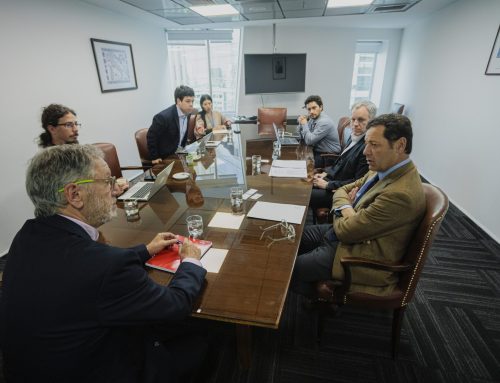 CM se reunió con Ministro de Economía, Álvaro García