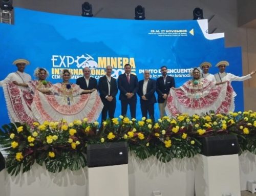 Consejo Minero expone en Panamá sobre el futuro de la industria y la experiencia chilena