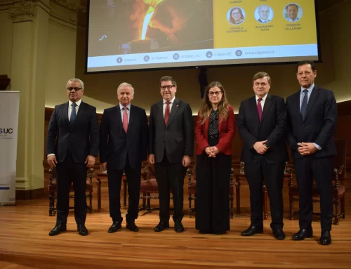 Joaquín Villarino en CLAPES UC: “Si al aplicar la normativa no existe criterio ni prudencia, estamos pedaleando en falso”